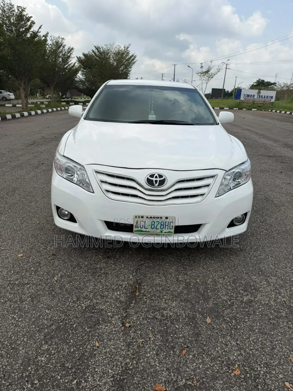 Toyota Camry LE 4dr Sedan (2.5L 4cyl 6AM) 2010 White