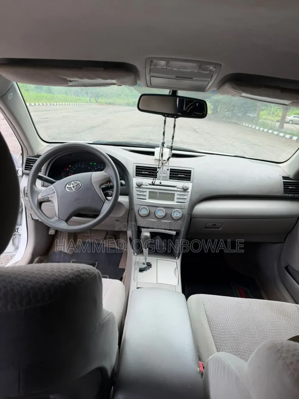 Toyota Camry LE 4dr Sedan (2.5L 4cyl 6AM) 2010 White