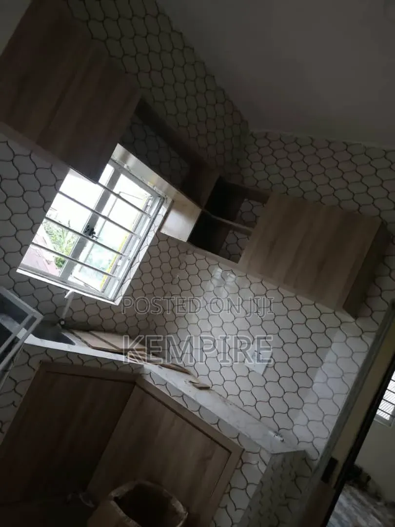 1bdrm Block of Flats in Nelson Mandela, Uyo for rent
