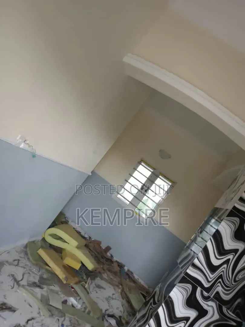 1bdrm Block of Flats in Nelson Mandela, Uyo for rent