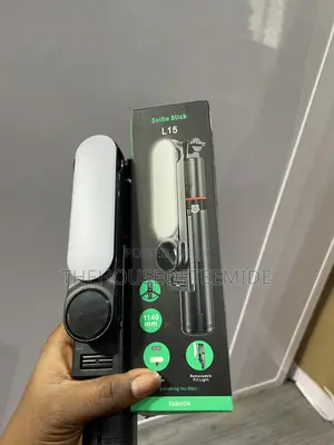 L15 Selfie Stick With Mobile Light