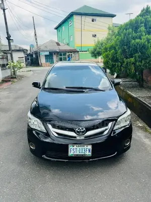 Toyota Corolla 2013 Black