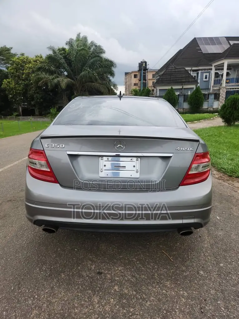 Mercedes-Benz C350 C350 BlueEFFICIENCY 4MATIC AWD 2010 Ivory
