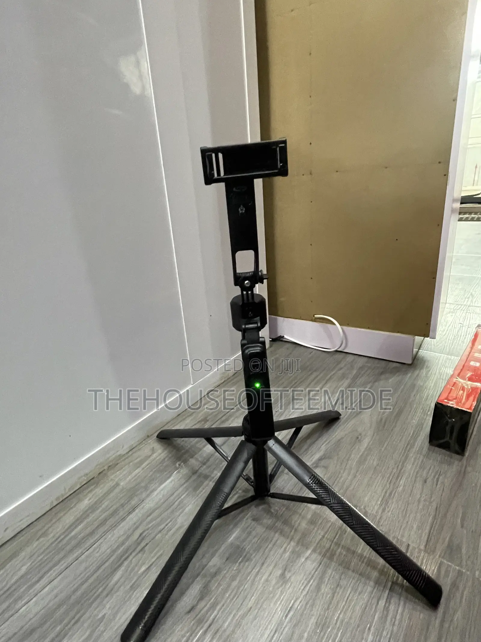 Ai 360 Selfie Quadrapod