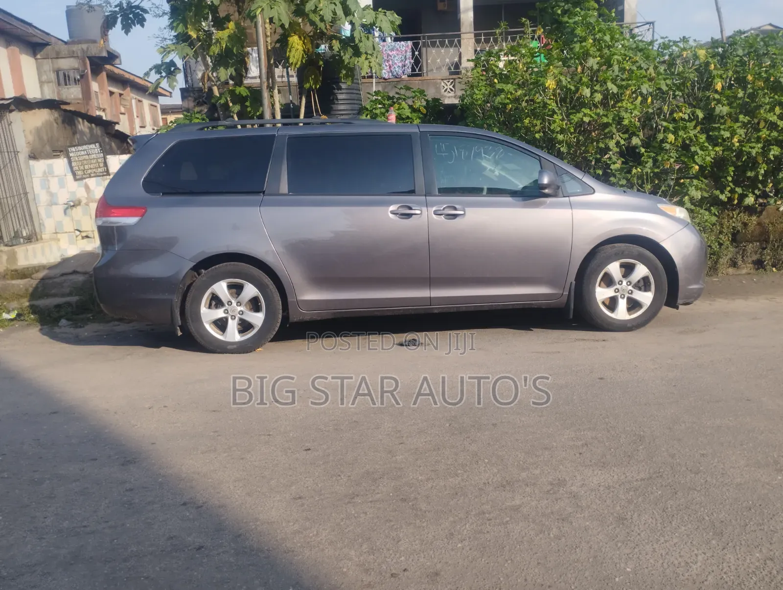 Toyota Sienna LE 8 Passenger 2010 Matt Black