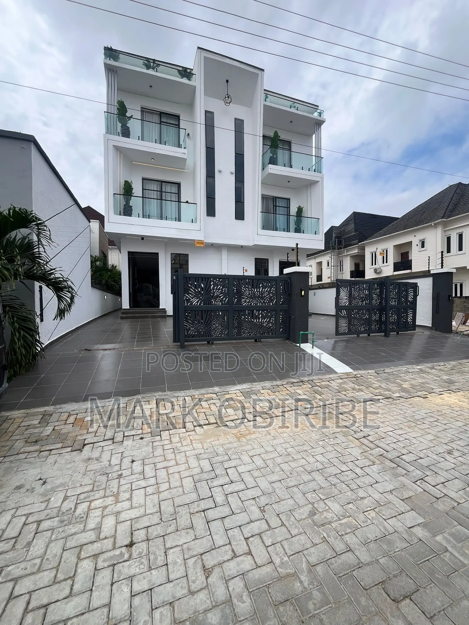 4bdrm Duplex in VGC / Ajah for sale