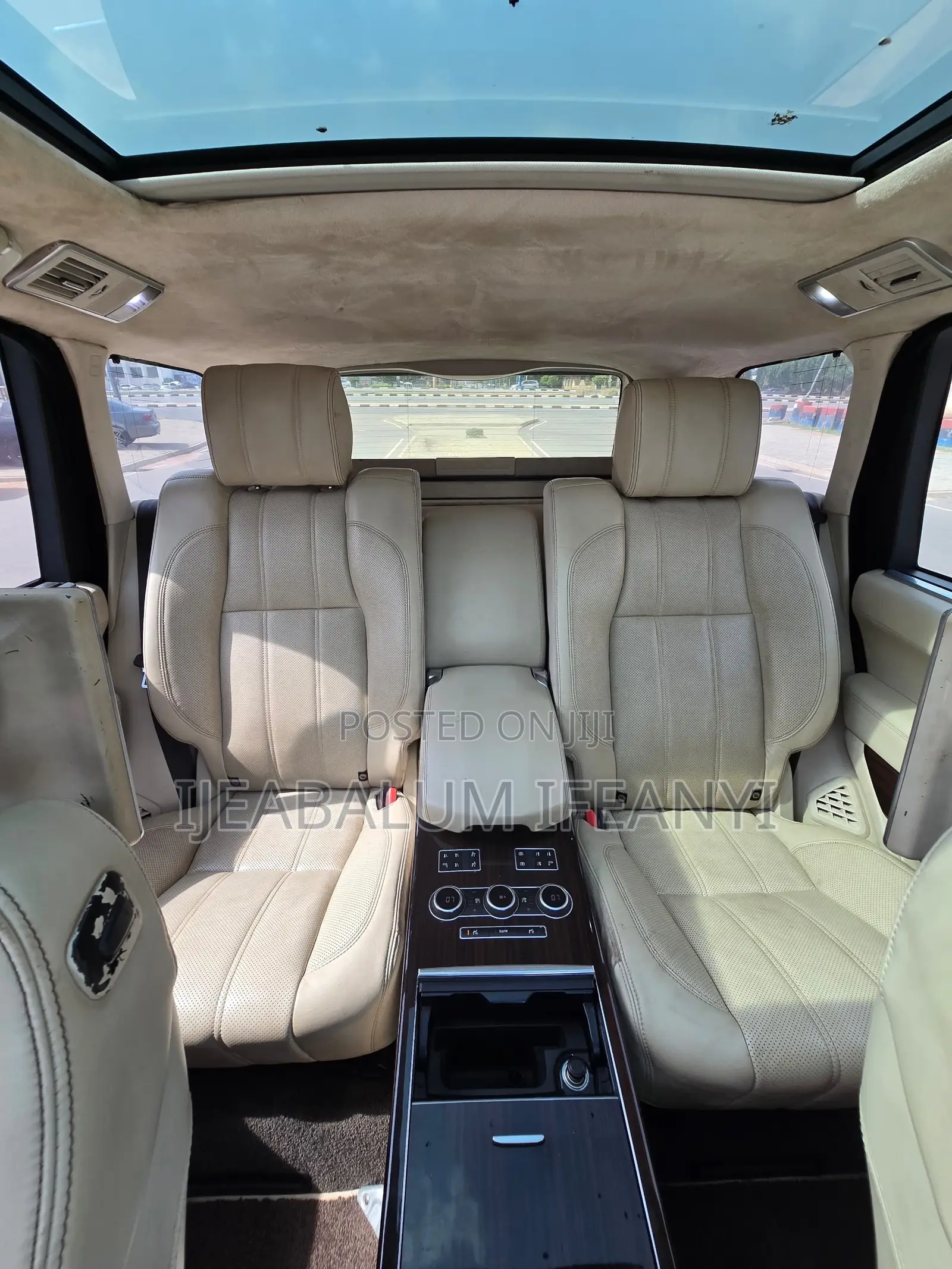 Land Rover Range Rover Vogue 2015 Black
