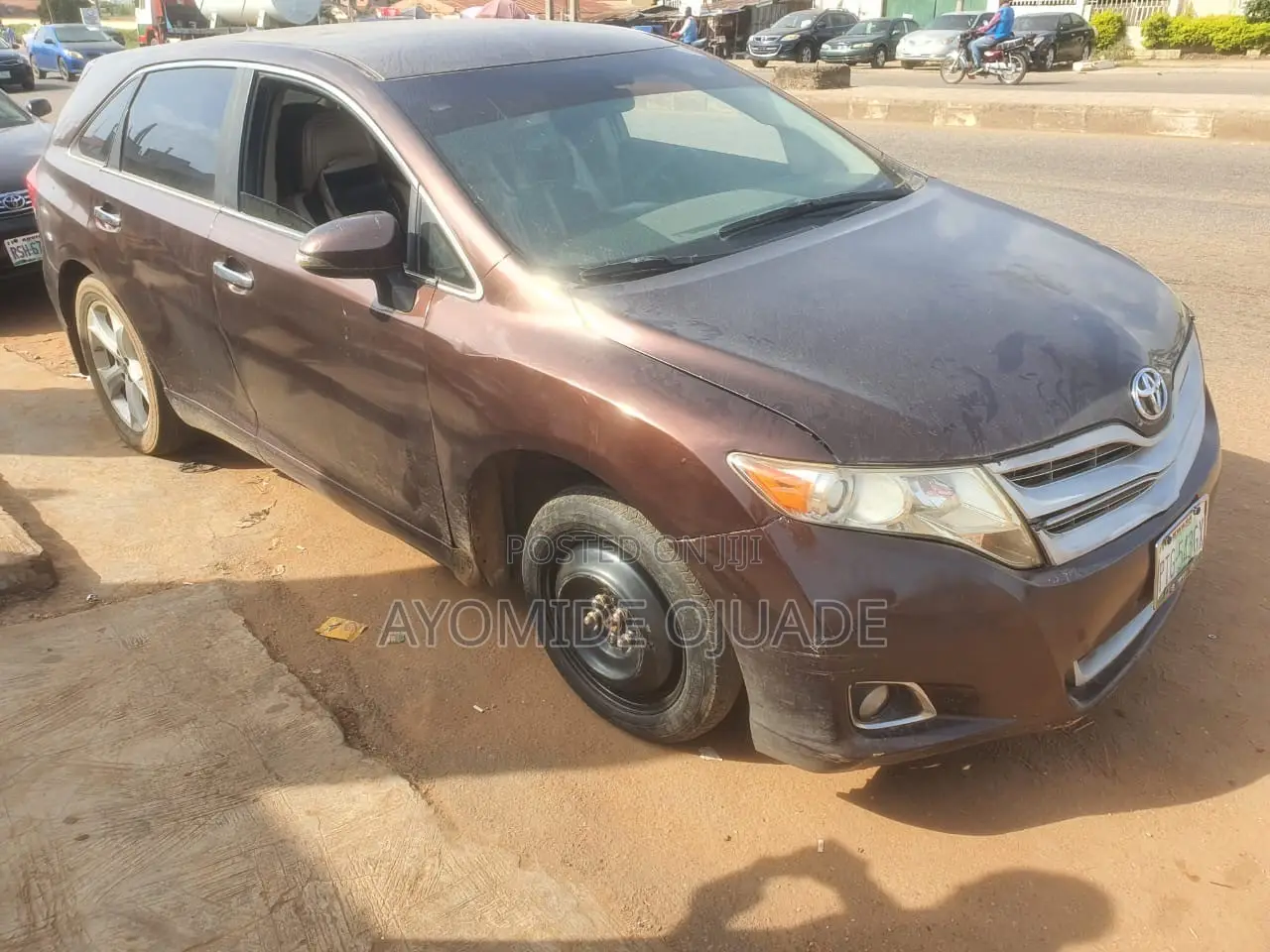 Toyota Venza 2010 Gold