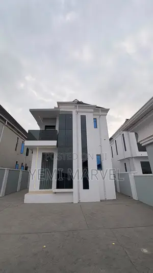 4bdrm Duplex in Oke’Badan Estate, for sale