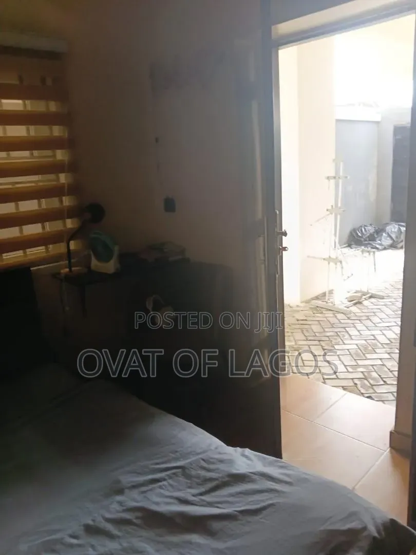Studio Apartment in Platinum Way, Ikate for rent