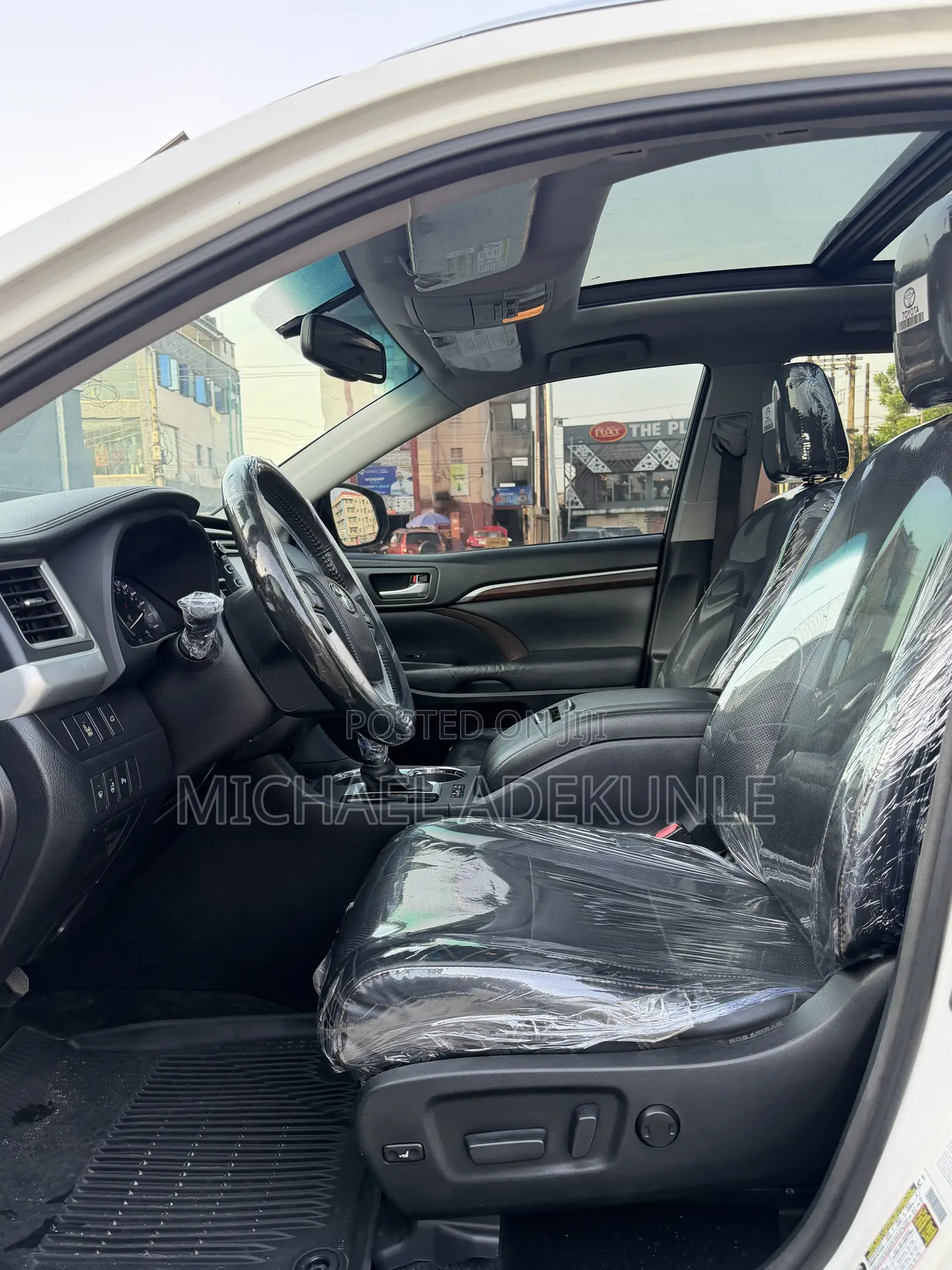 Toyota Highlander Limited 4dr SUV AWD (3.5L 6cyl 6A) 2015 White
