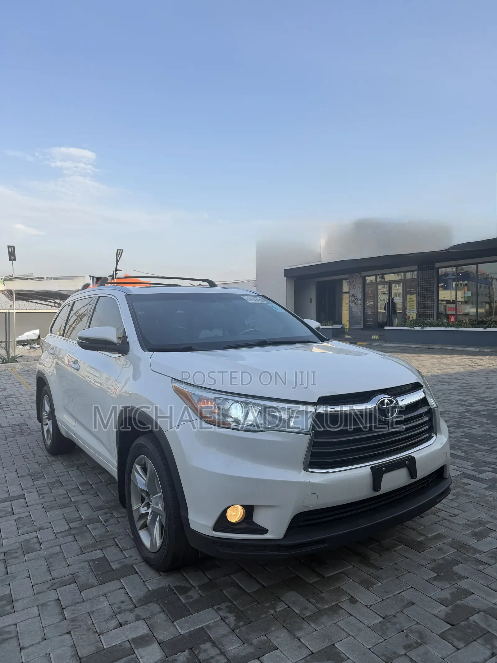 Toyota Highlander Limited 4dr SUV AWD (3.5L 6cyl 6A) 2015 White