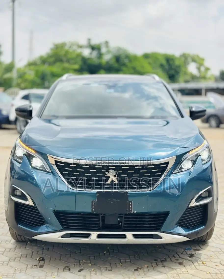 Peugeot 5008 2020 Green