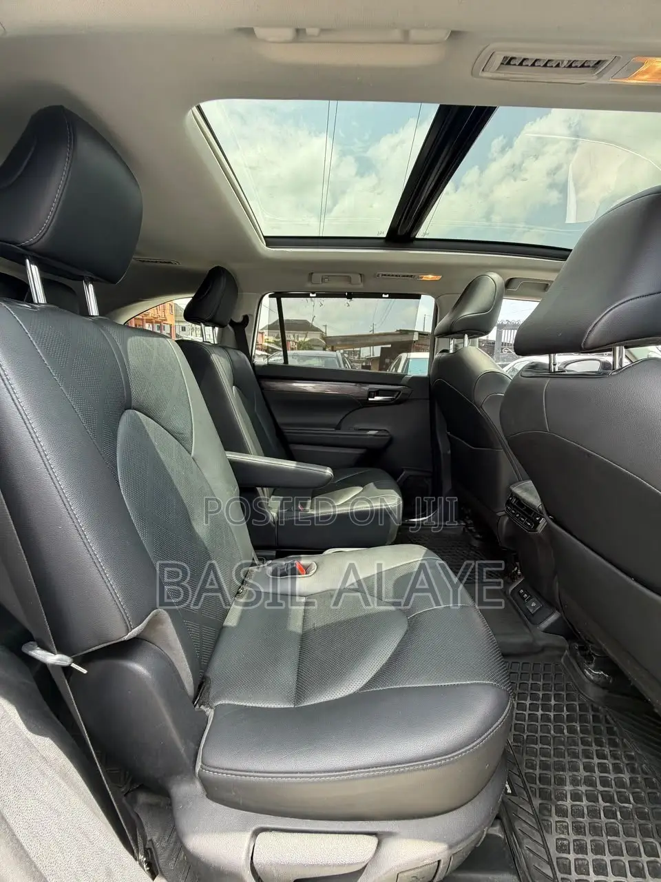 Toyota Highlander Platinum AWD 2020 Off white