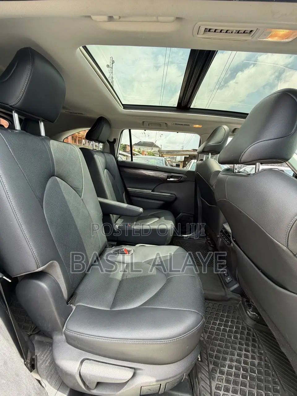 Toyota Highlander Platinum AWD 2020 Off white