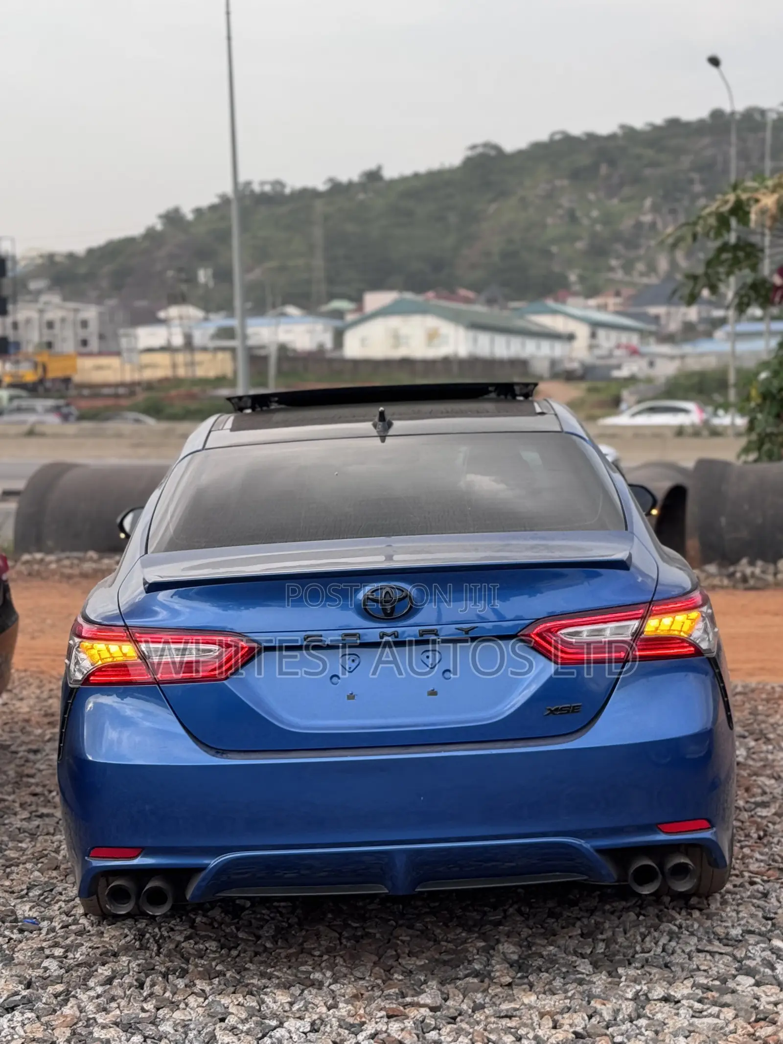 Toyota Camry XSE FWD 2020 Blue