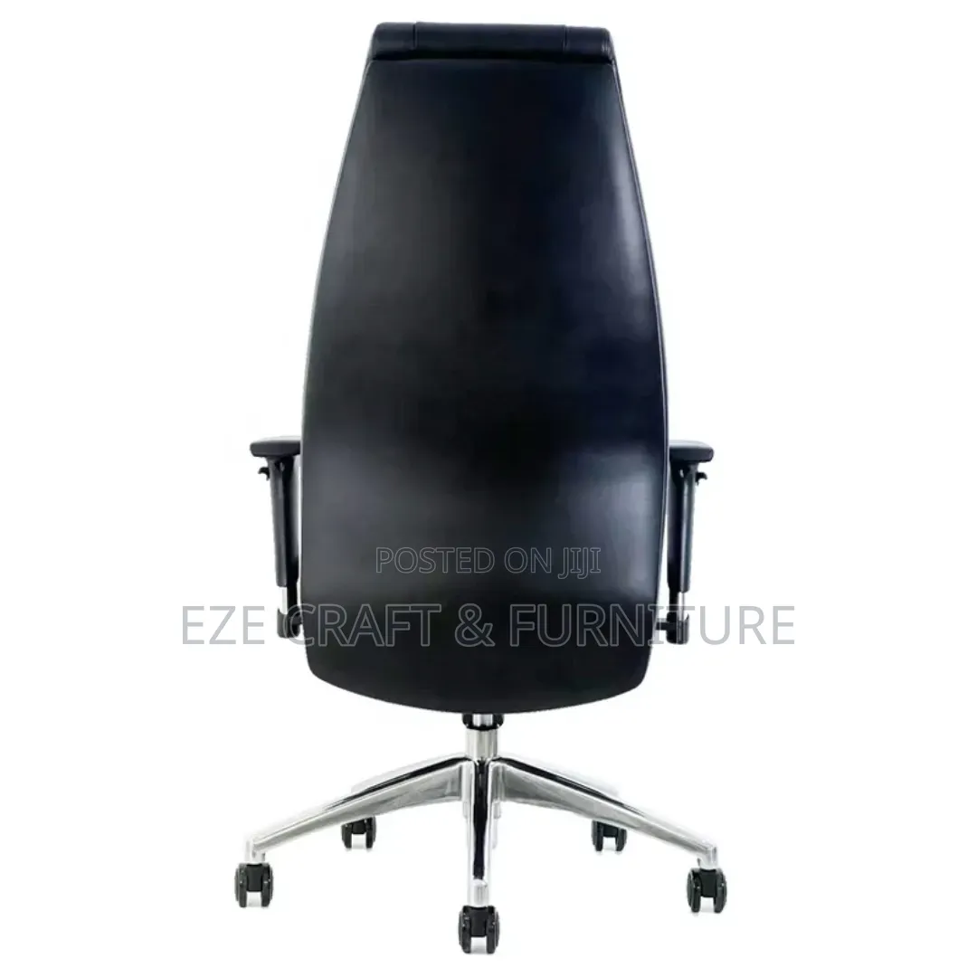 Italian Cushion Office Swivel Chair