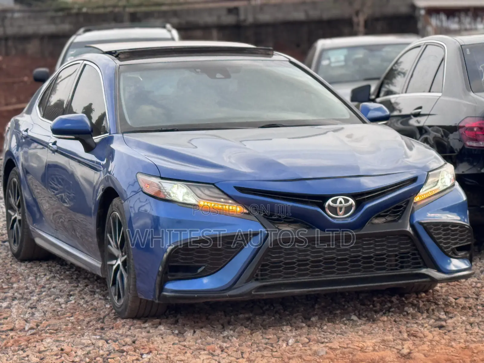 Toyota Camry XSE FWD 2020 Blue
