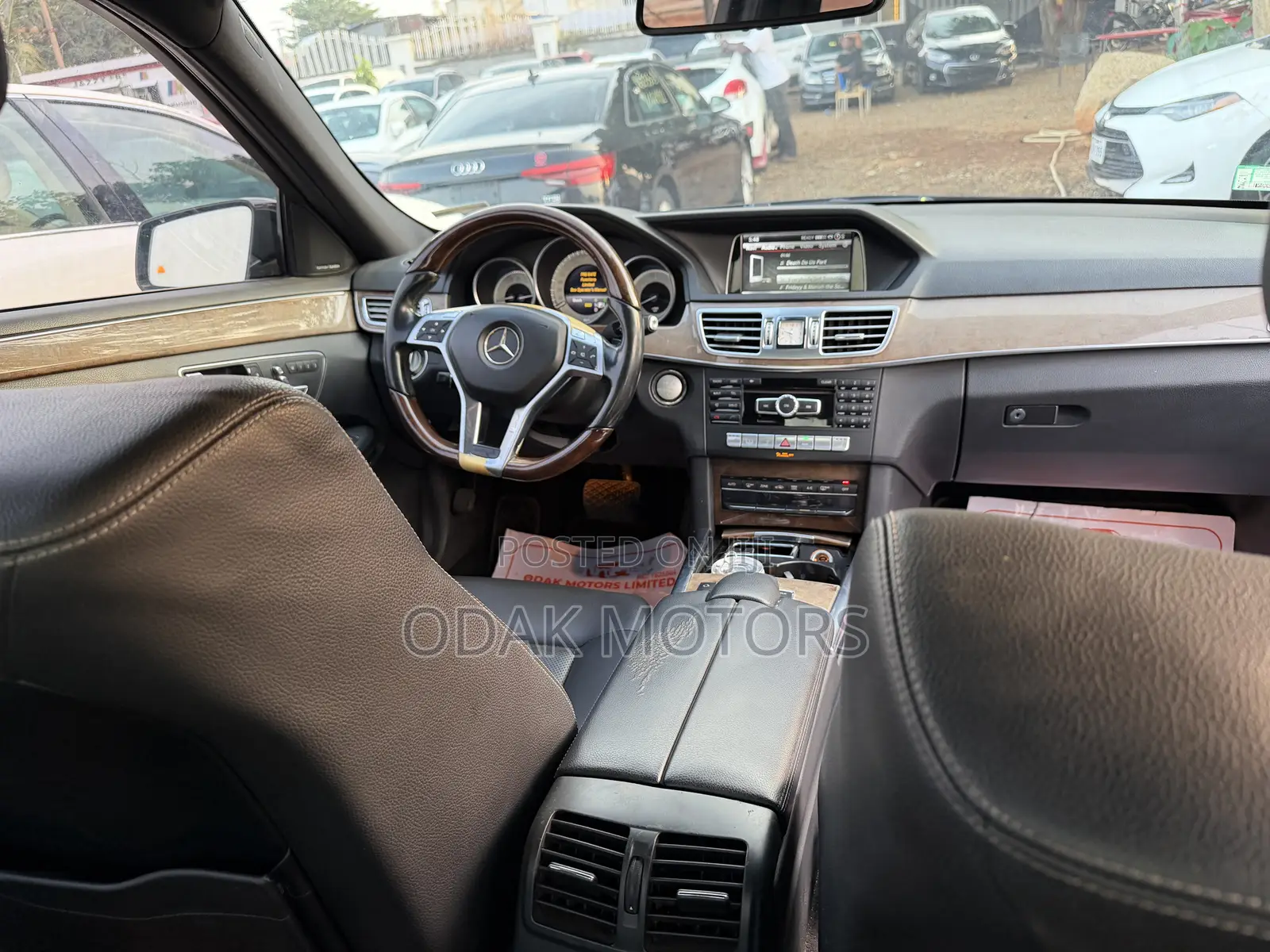 Mercedes-Benz E350 Base 4Matic Sedan AWD (3.5L 6cyl 7A) 2014 Black