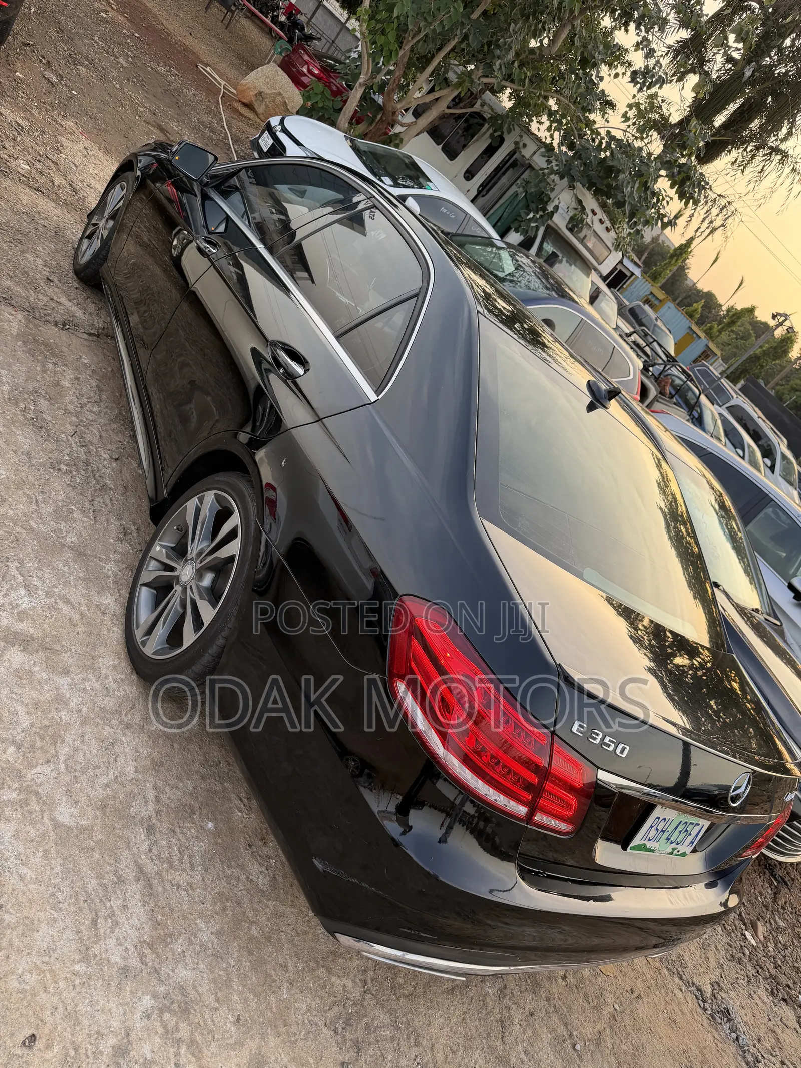 Mercedes-Benz E350 Base 4Matic Sedan AWD (3.5L 6cyl 7A) 2014 Black