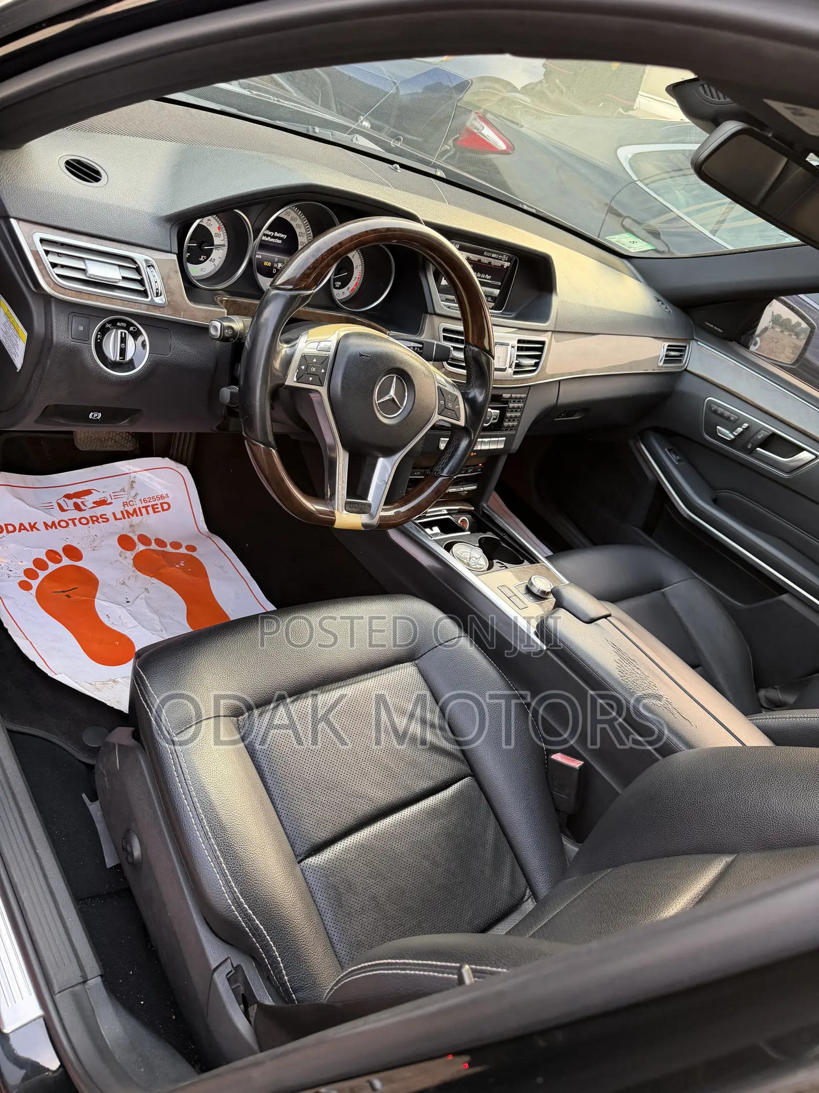 Mercedes-Benz E350 Base 4Matic Sedan AWD (3.5L 6cyl 7A) 2014 Black