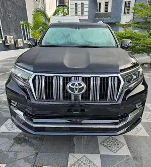 Toyota Land Cruiser Prado 2018 Black