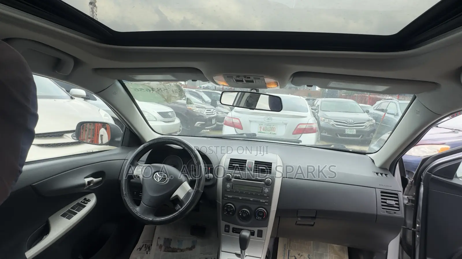 Toyota Corolla 2010 Silver