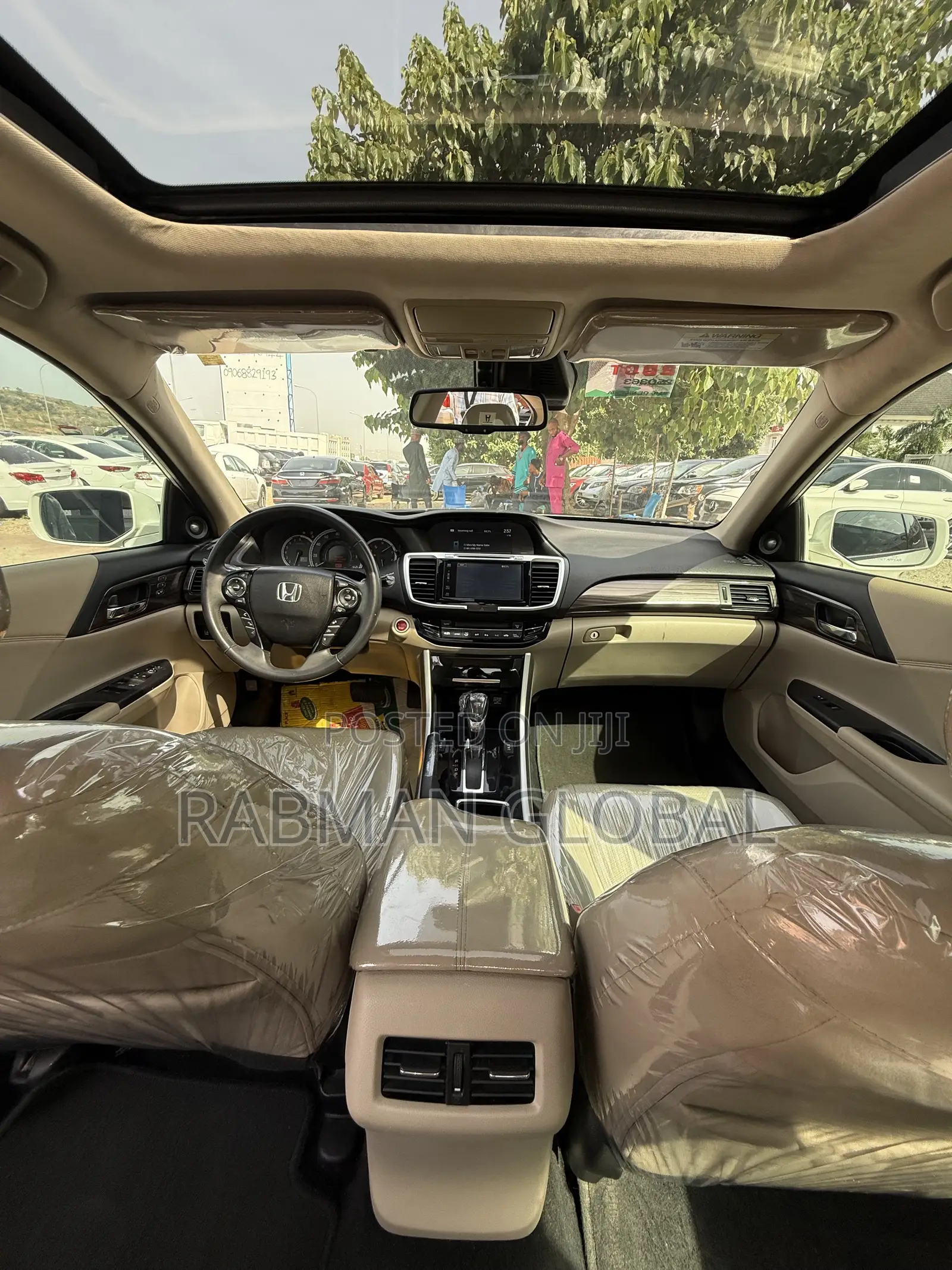 Honda Accord Touring 4dr Sedan FWD (3.5L 6cyl 6A) 2016 White