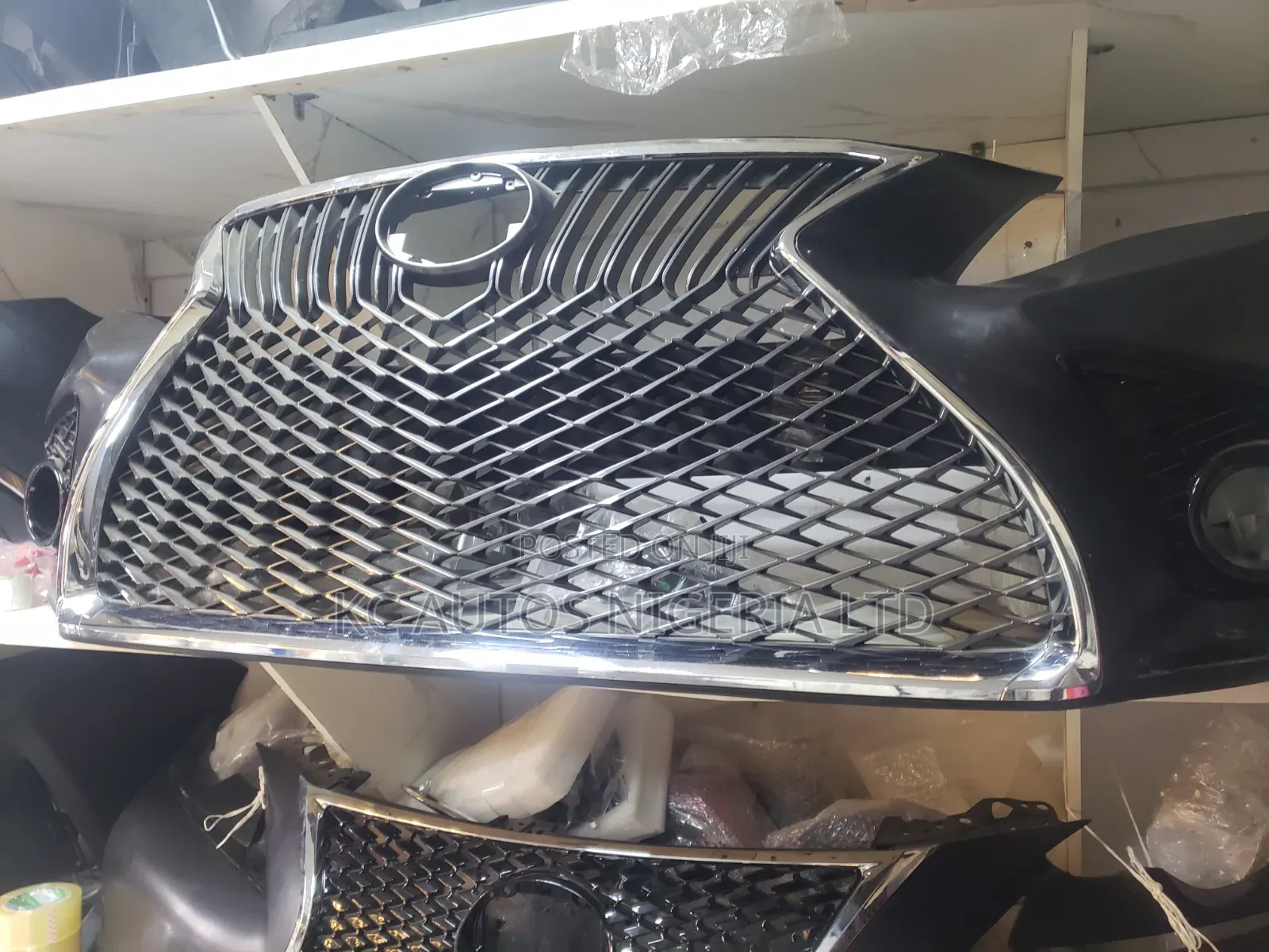 Complete Front Bumper Toyota Camry 2010 Vip