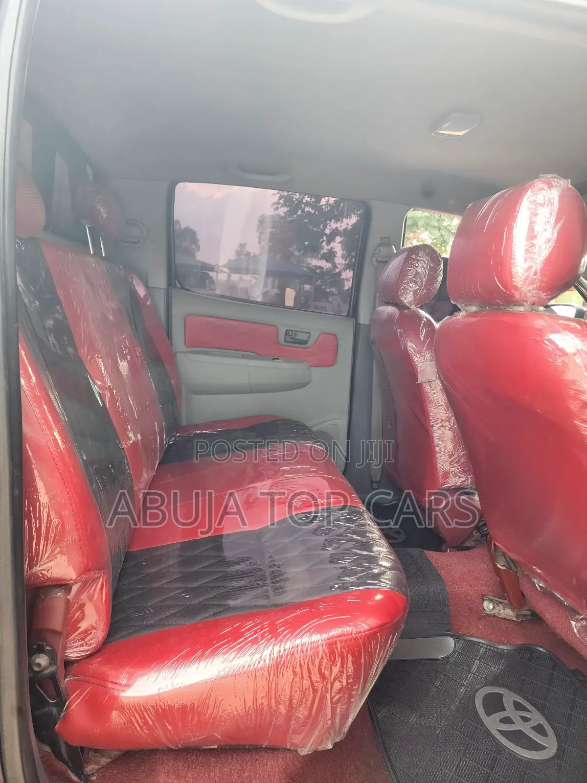 Toyota Hilux Revo Double Cab Petrol 2.7 AWD 2021 Black
