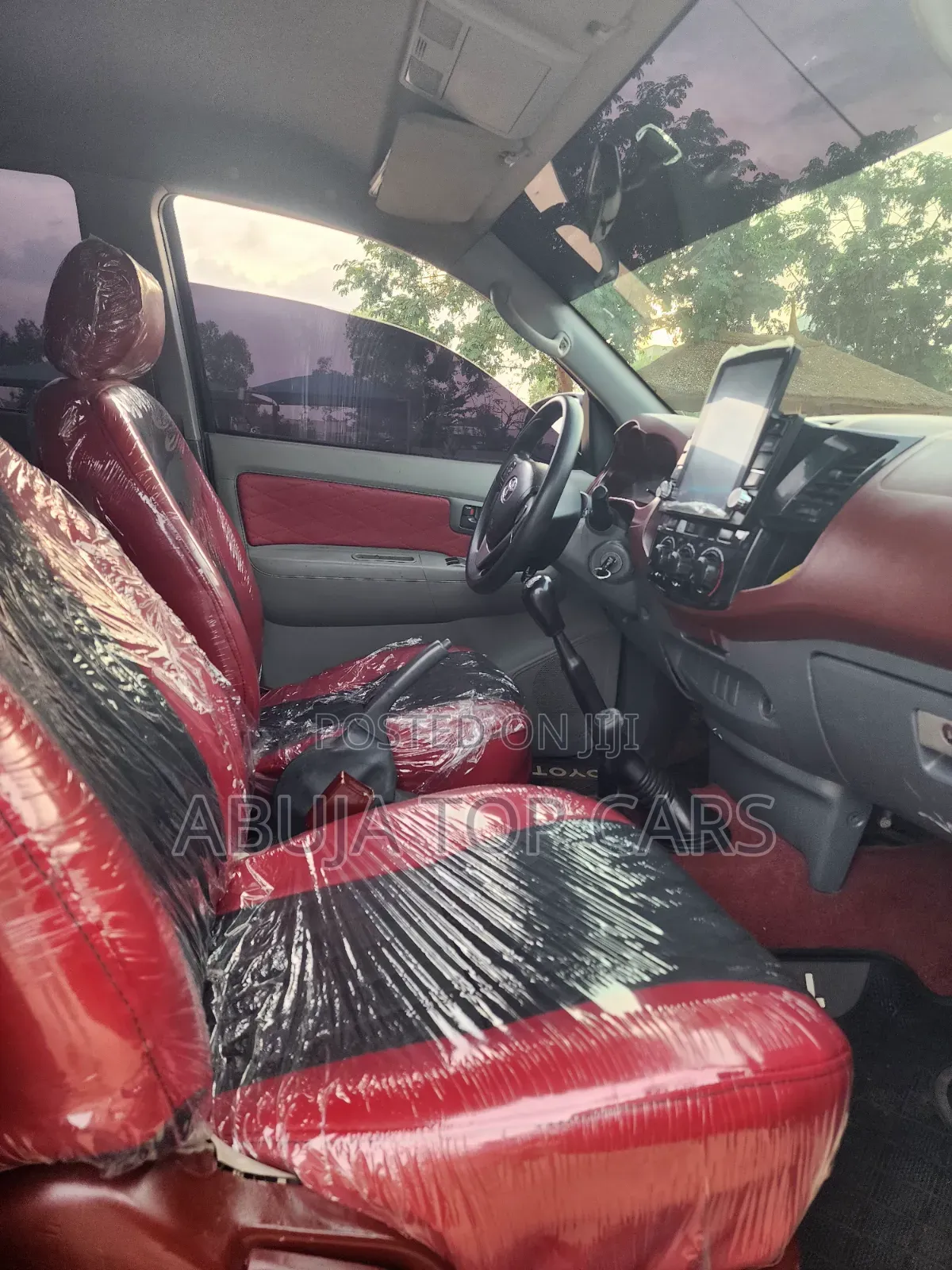 Toyota Hilux Revo Double Cab Petrol 2.7 AWD 2021 Black