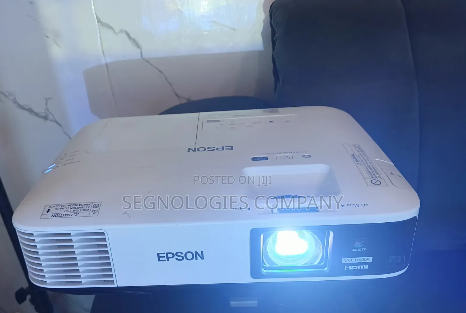 Epson Powerlite 2250U 5000 Lumens Full HD WUXGA 3LCD Projector