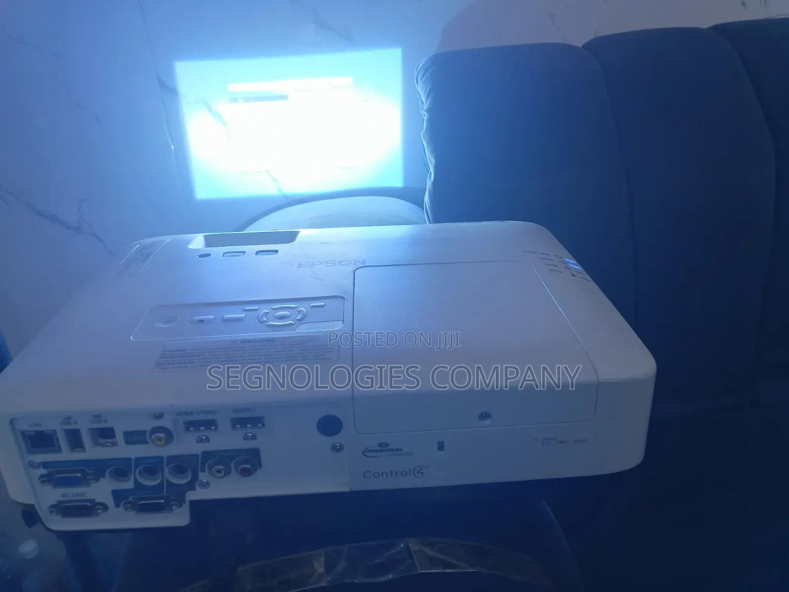 Epson Powerlite 2250U 5000 Lumens Full HD WUXGA 3LCD Projector