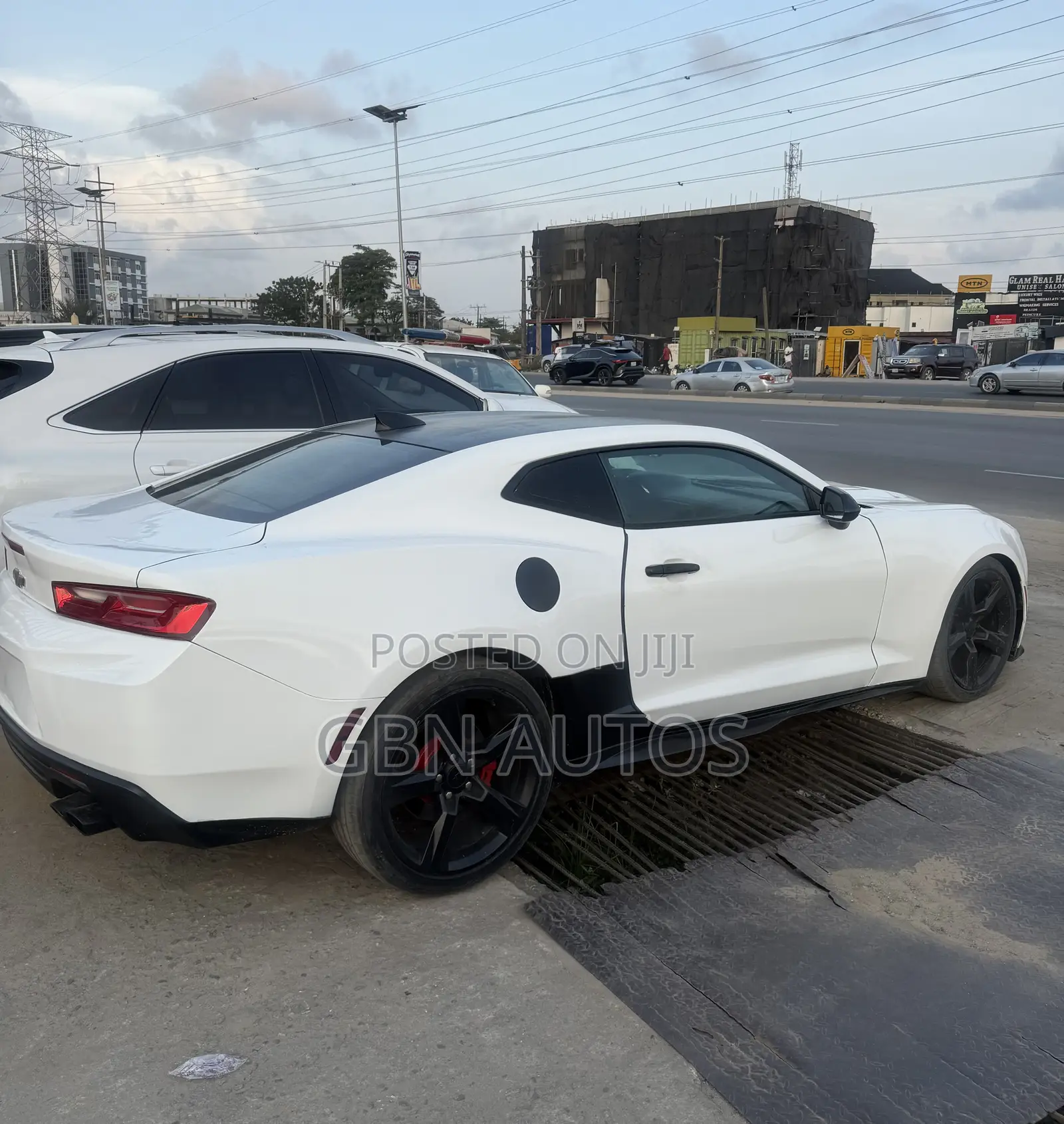 Chevrolet Camaro 2017 White