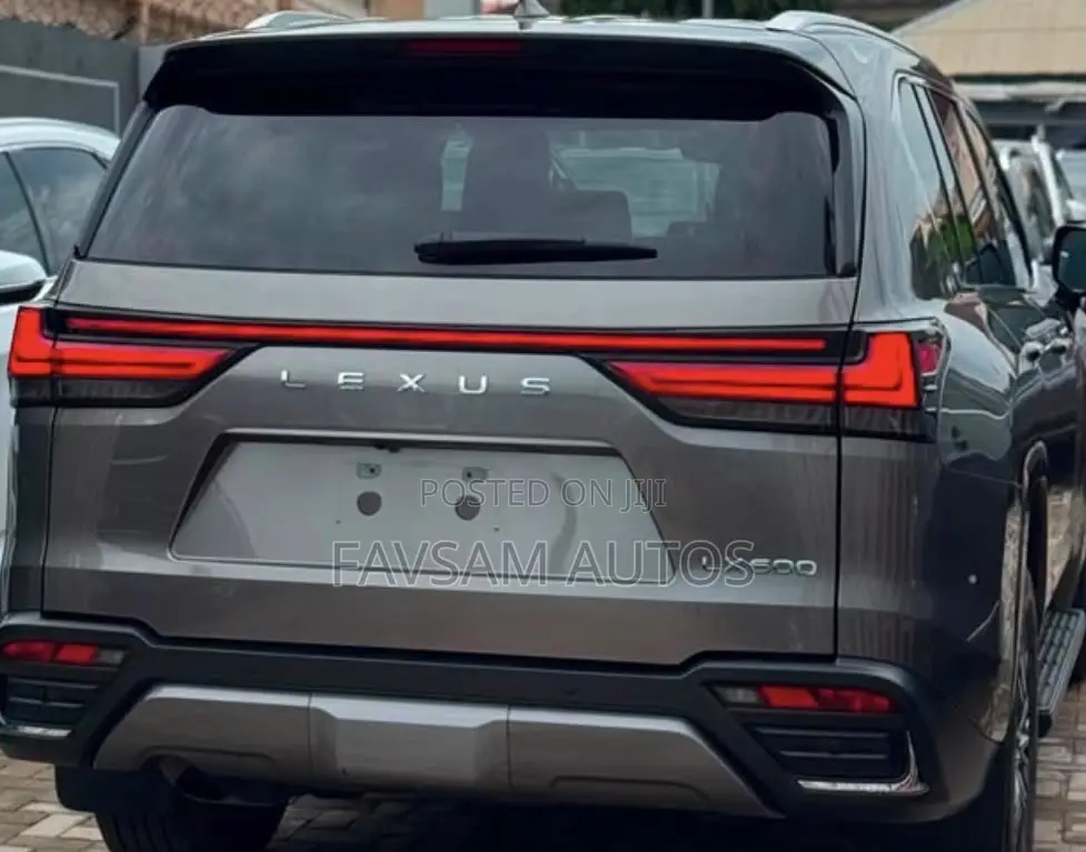 Lexus LX 600 2022 Gray
