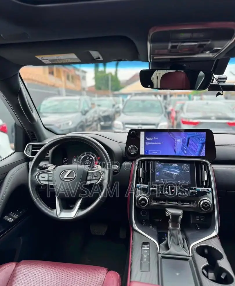 Lexus LX 600 2022 Gray