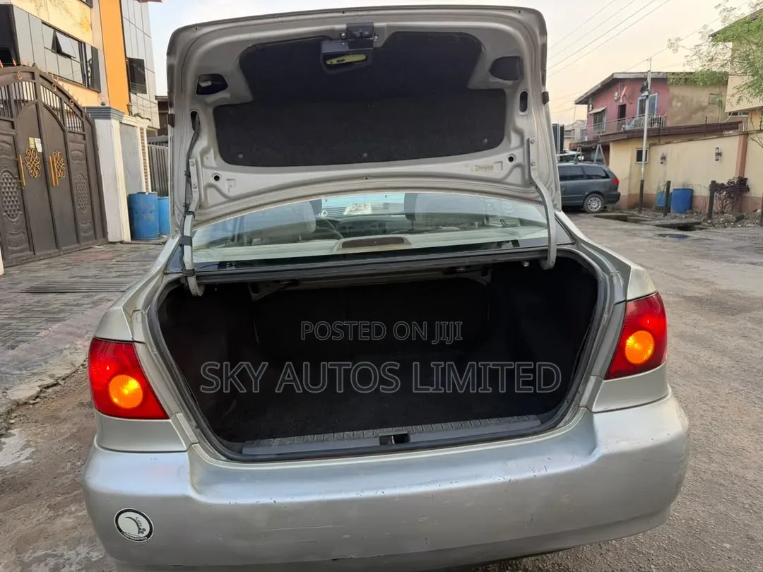Toyota Corolla 2003 Silver
