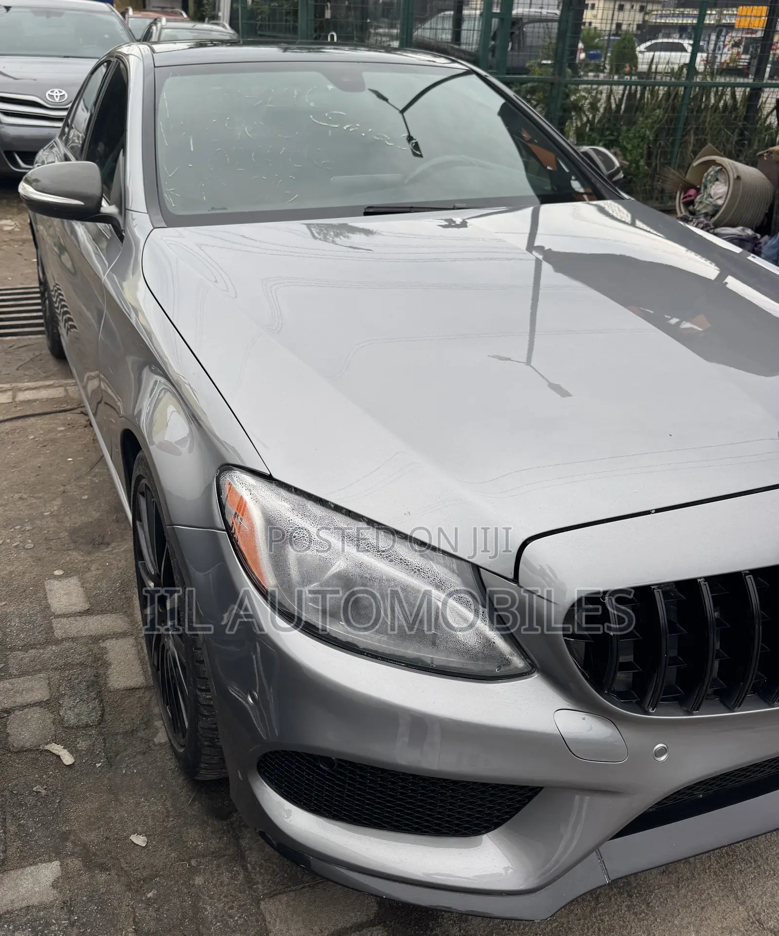 Mercedes-Benz C400 4Matic AWD Sedan (3.0L V6 7A) 2015 Gray