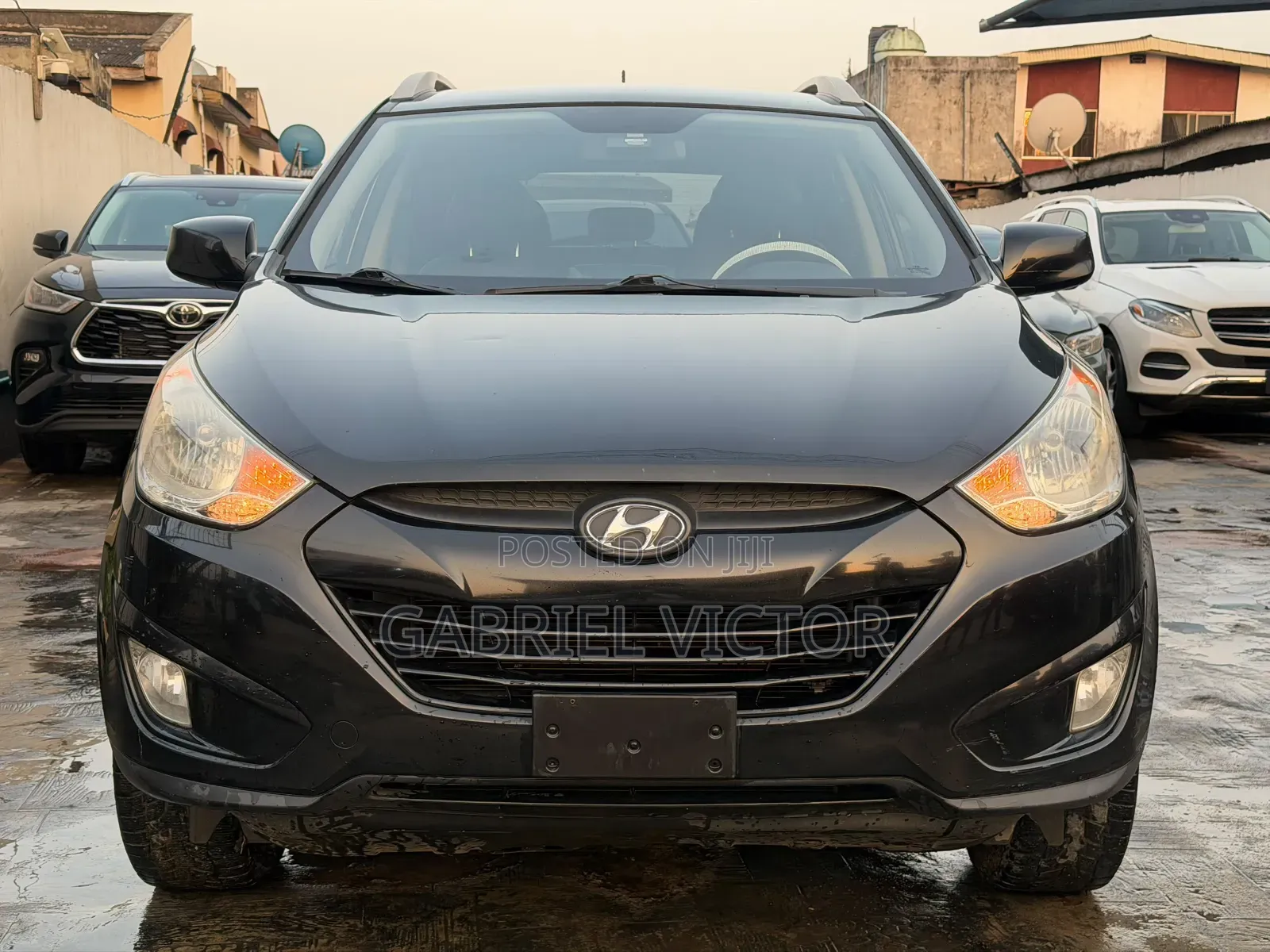 Hyundai Tucson Limited AWD 2012 Black