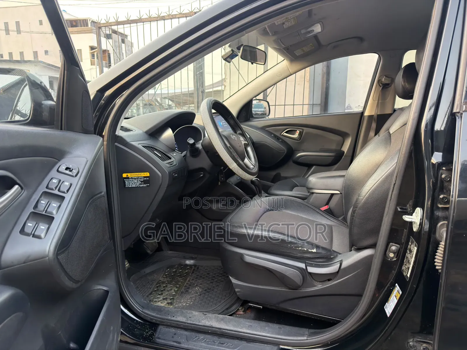 Hyundai Tucson Limited AWD 2012 Black