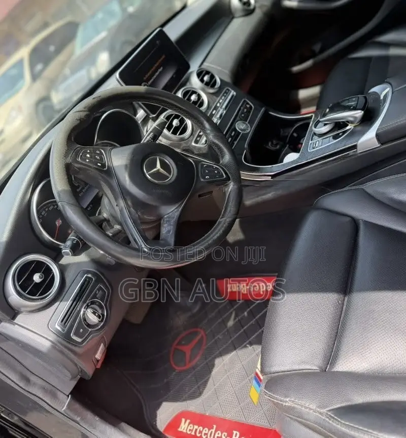 Mercedes-Benz C300 Sport 4Matic Sedan AWD (2.0L 4cyll 7A) 2016 Black