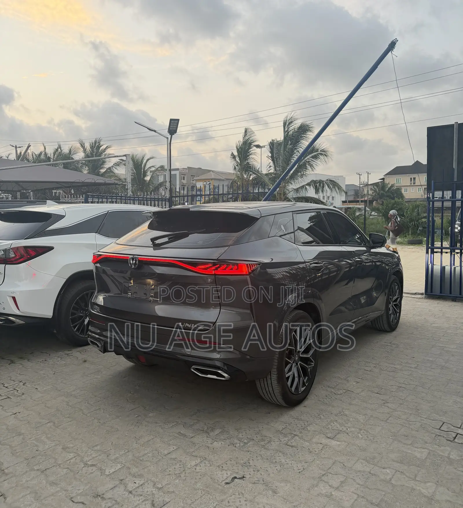 Changan UNI-Z 1.5T Premium 2025 Gray