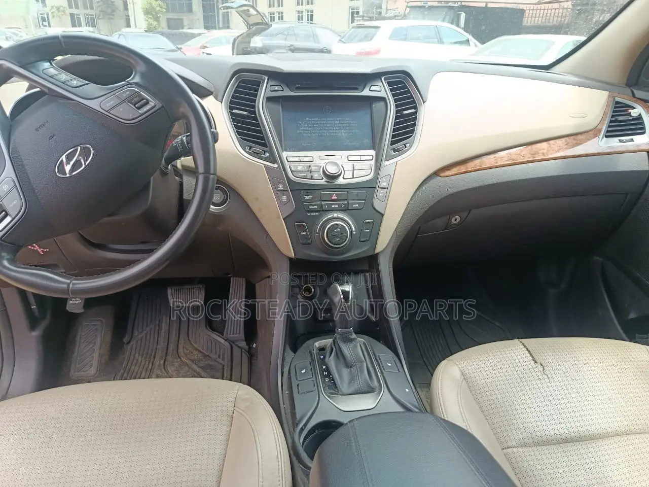 Hyundai Santa Fe Limited 4dr SUV AWD (3.3L 6cyl 6A) 2014 Orange