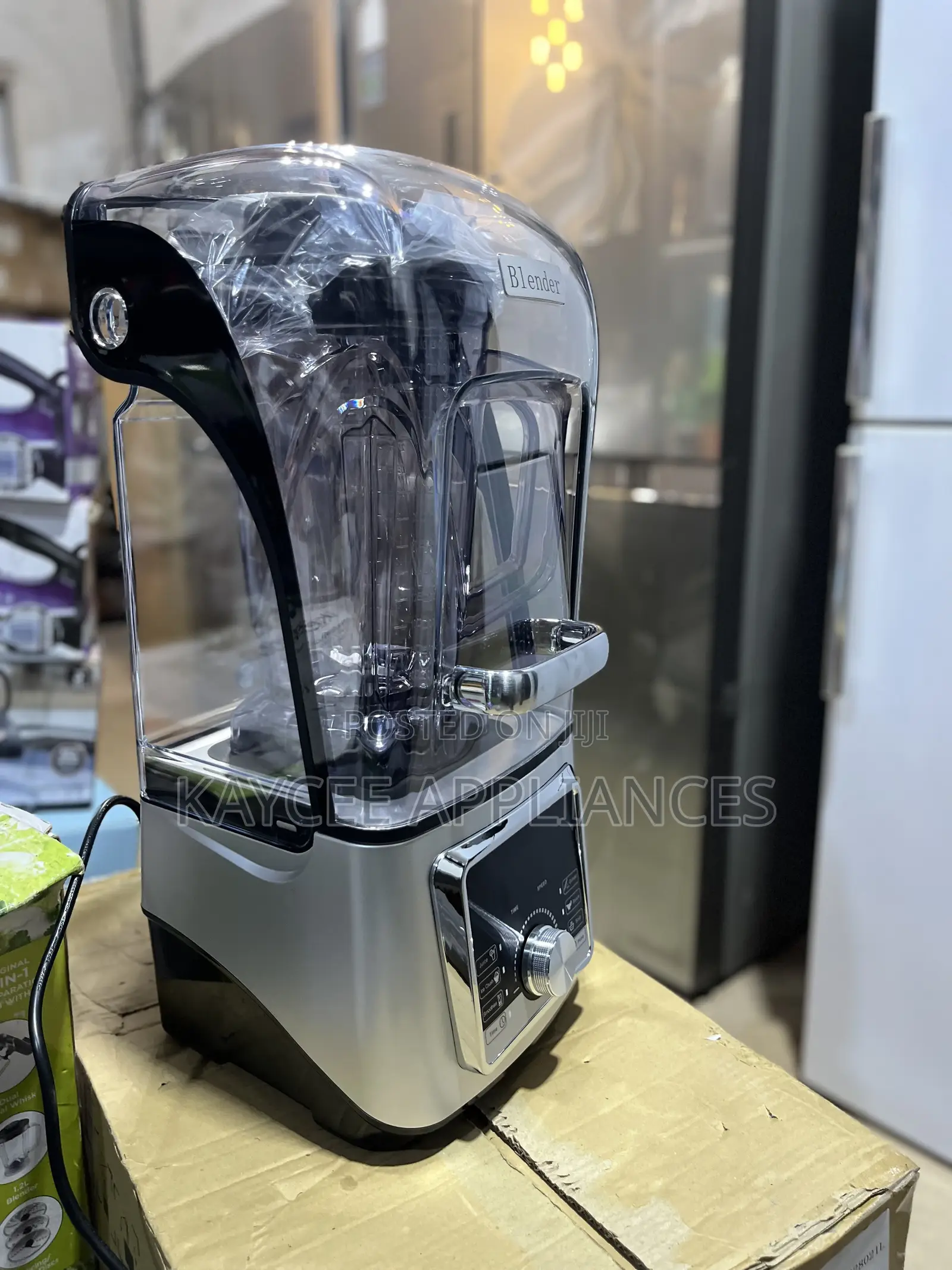 Empress Soundproof Crush Blender