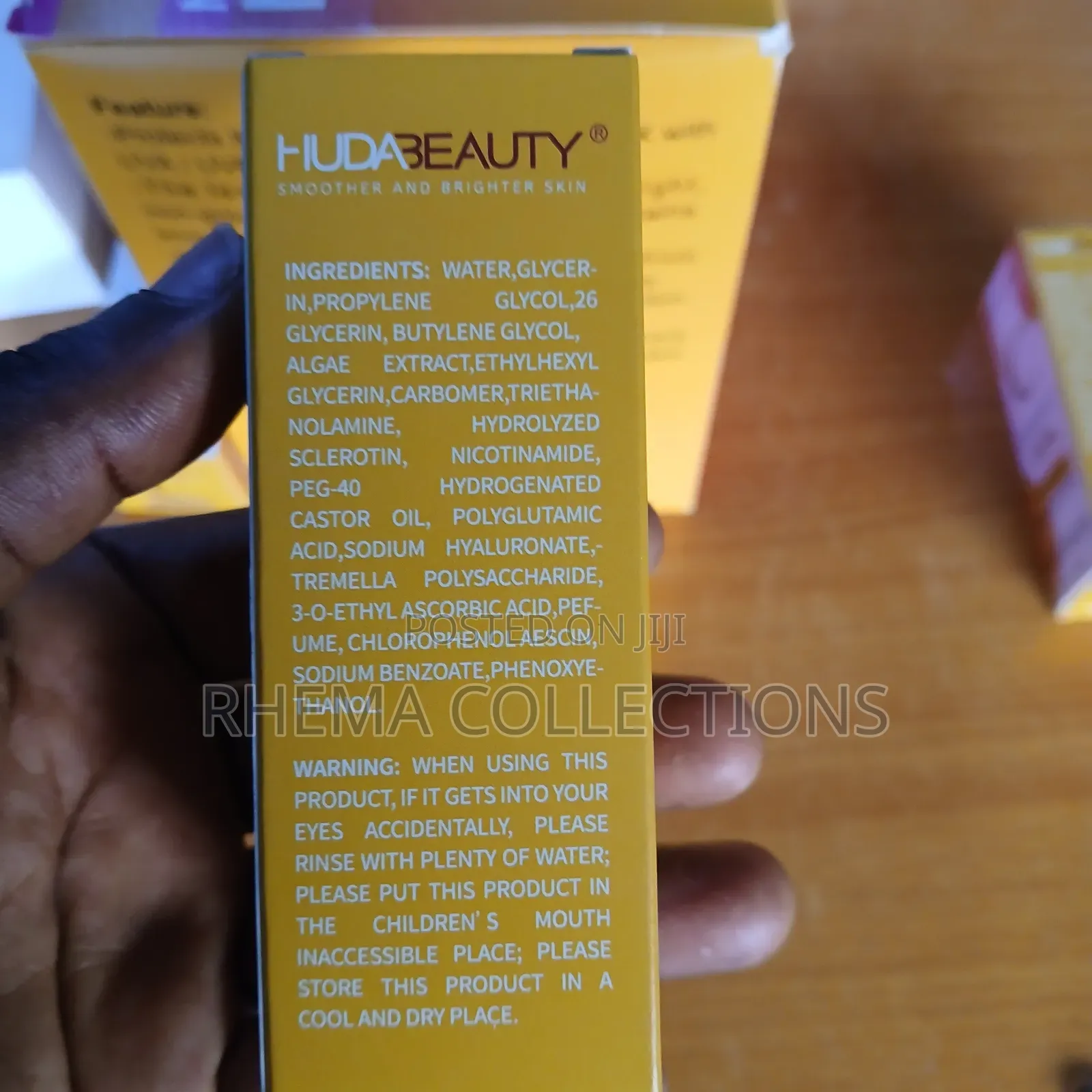 Huda Beauty Vitamin C Serum
