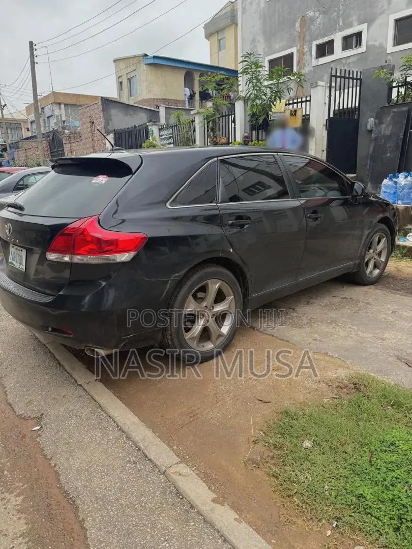 Toyota Venza 2010 Black