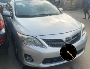 Toyota Corolla 2013 Silver