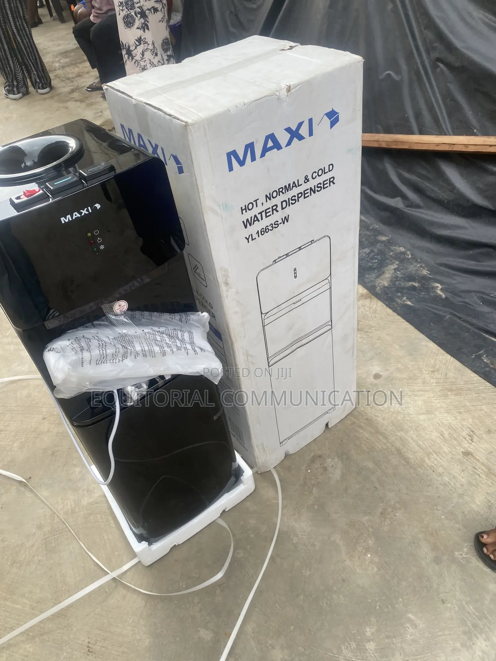 MAXI YL1663S-W Freestanding Three-Temperature Drinking Water Unit