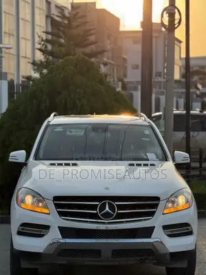 Mercedes-Benz M Class ML350 4MATIC 4dr SUV AWD (3.5L 6cyl 7A) 2015