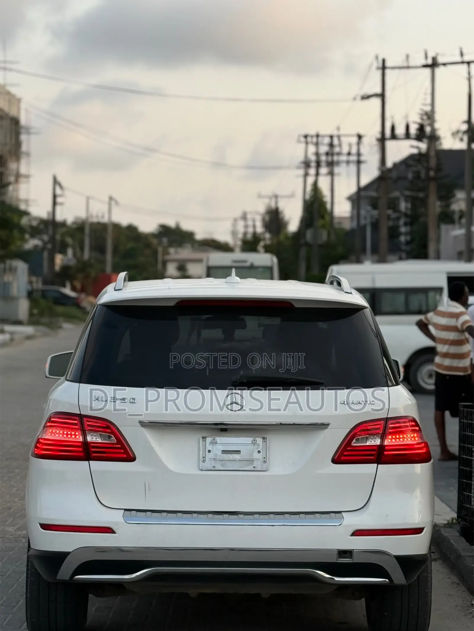 Mercedes-Benz M Class ML350 4MATIC 4dr SUV AWD (3.5L 6cyl 7A) 2015